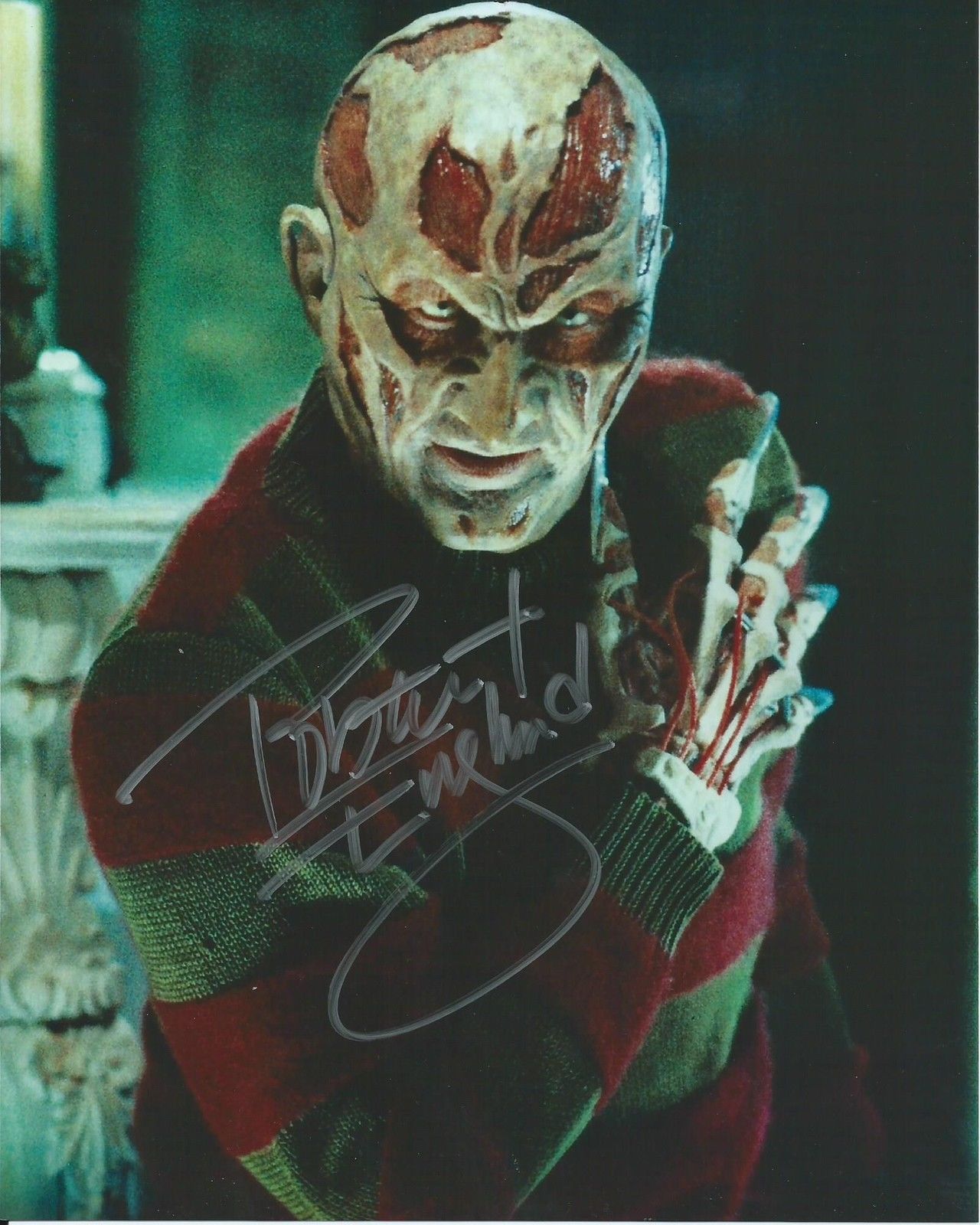 Robert Englund